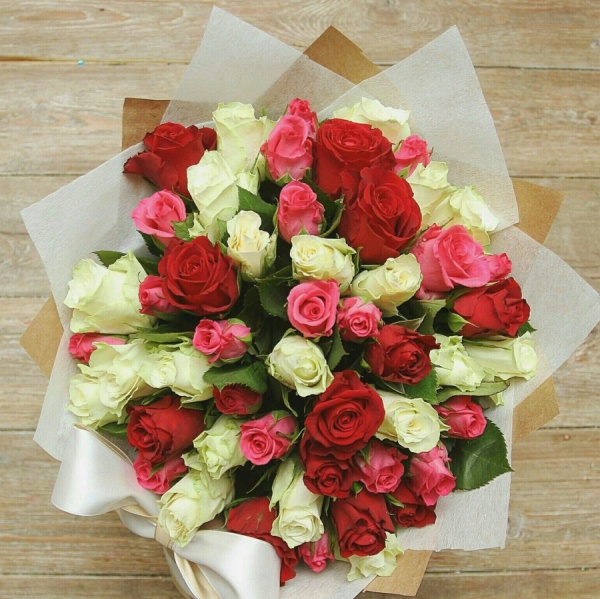 Букет из 31 розы Кения купить c доставкой по Омску